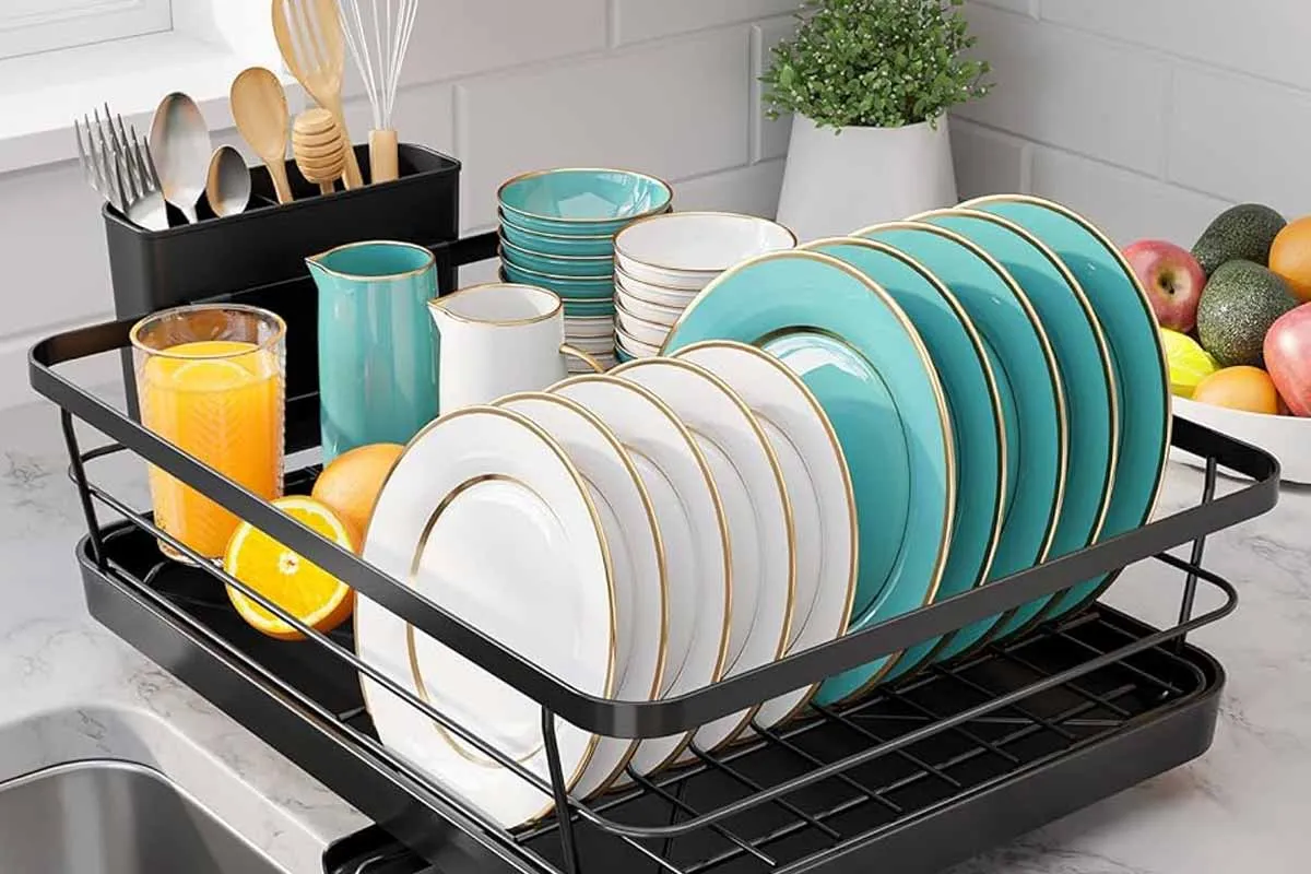 La revolución silenciosa en la cocina: escurridores en la pared